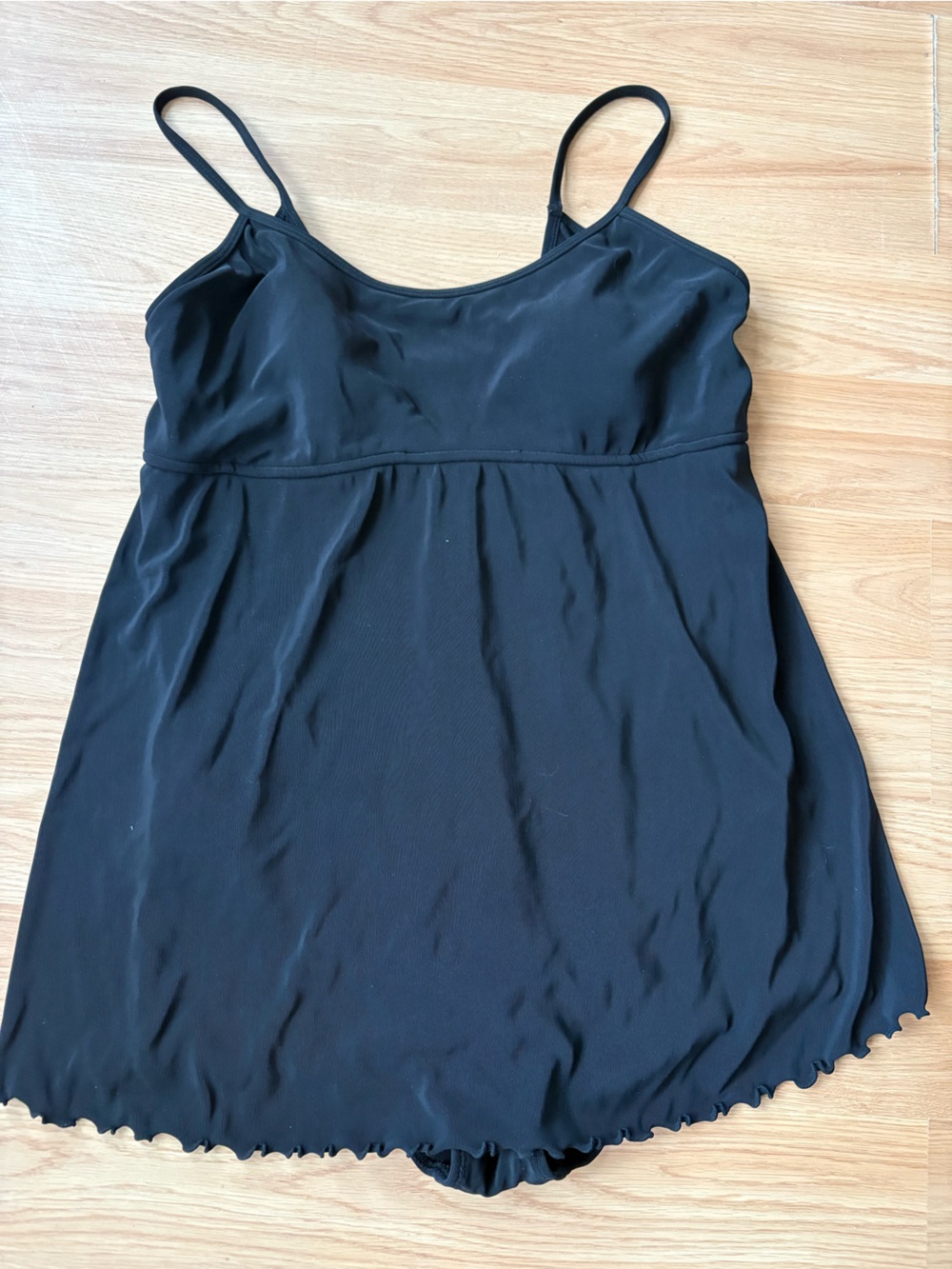 Motherhood Maternity swimsuit one piece black Size large